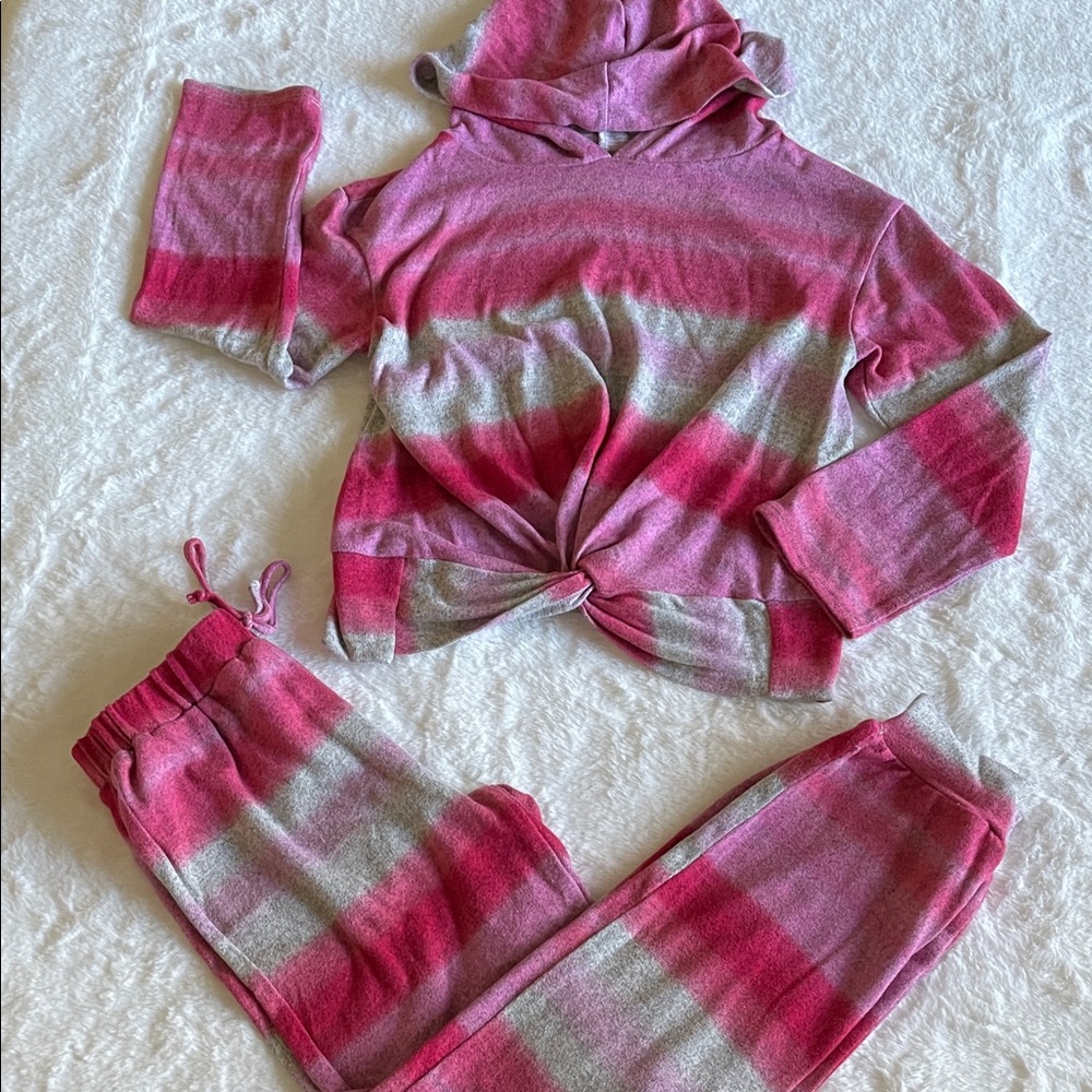 Love Squared Girls Cozy Set in Pink and Gray  SZ 7 - 8